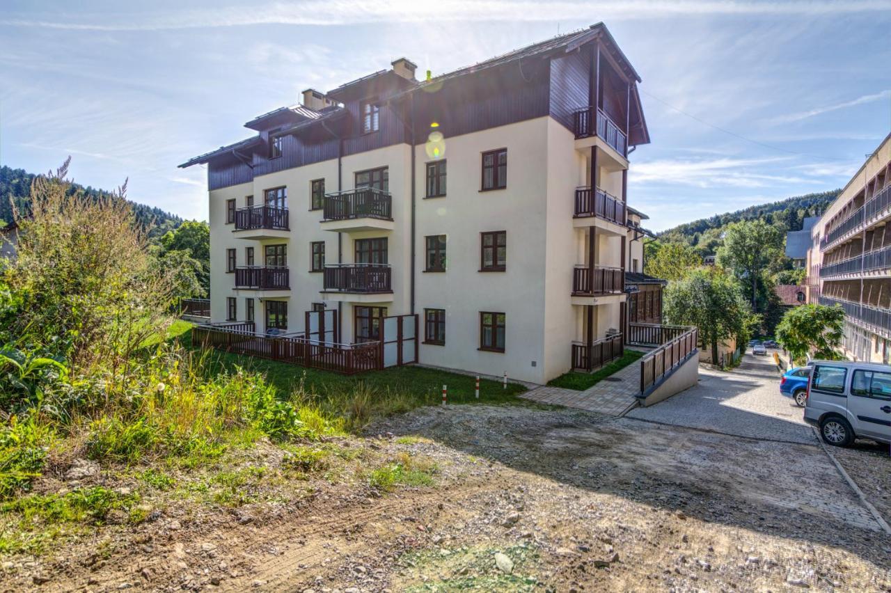 Gold Apartments Your Holiday Home Rodzinny 3 Krynica-Zdrój Exteriör bild
